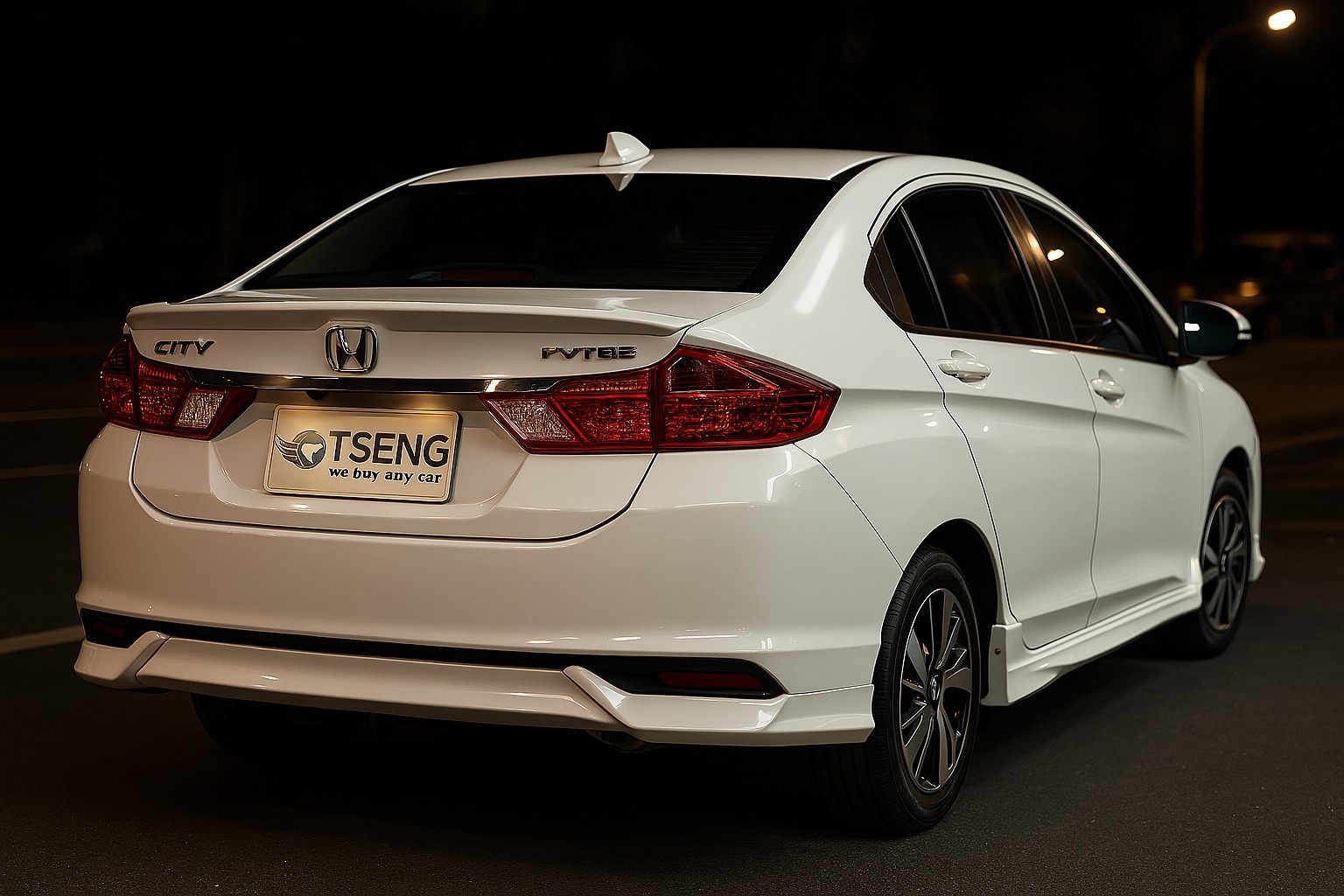 Honda中古車收購結論和推薦小曾車庫:按照以上提供的方式 ,基本上Honda的收購價不會太差 。就算你遇到一些問題例如扣牌 、事故、車款、生鏽冷門也不用擔心 ,小曾車庫都可以為您服務 。 我覺得Honda賣車最重要的就是生鏽問題 ,一旦生鏽嚴重即便你都沒事故 ,也可能被估到像事故車的價格 。這對本田車主來說實在不公平 ,但沒辦法這台就是很容易生鏽 ,我只是把你可能遇到的意外先提出來 。我要再次強調建議你不要停在會潮濕的地方 ,已經遇到好幾個客戶都生鏽光了 ,價格差了非常多 。 不過不用擔心 ,無論是怎樣車況的Honda ,我們都能跟你收購 ,也不會事後來找你麻煩 ! 詳細可參考小曾車庫中古車收購 。