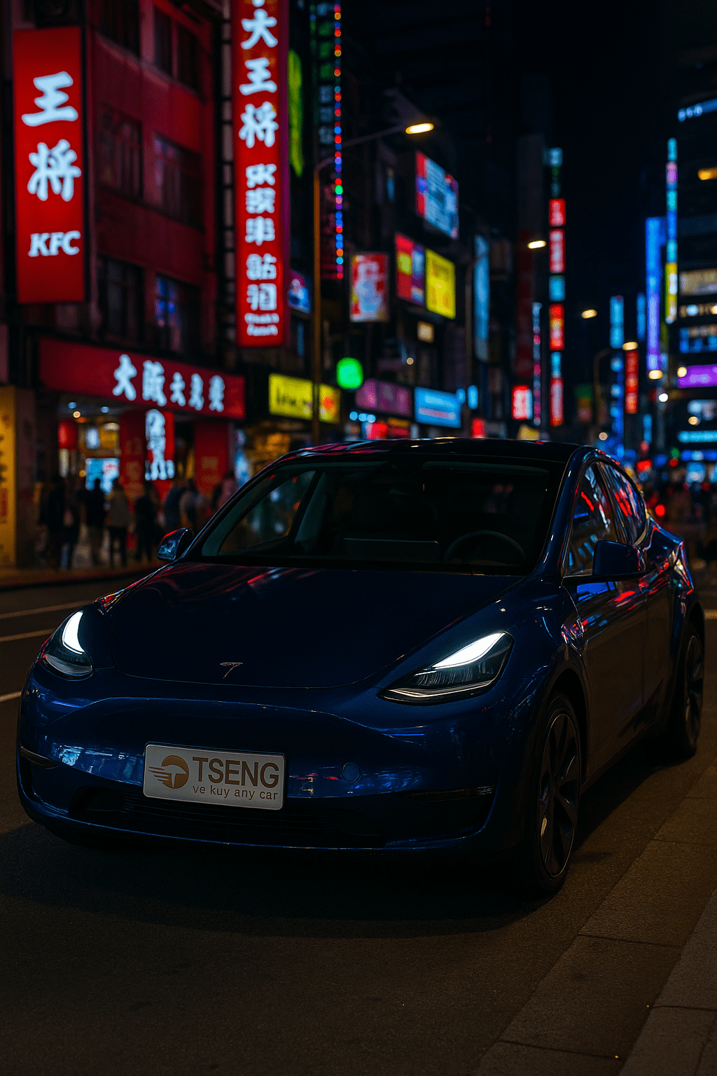 柴油車為什麼逐漸沒落? 柴油車在2015年前都還是有些市場,後面有一些原因讓柴油車越來越少 。柴油車其實已經有點是時代的眼淚,在未來會越來越少趨近於0。柴油車弱勢主要2個原因: 1.福斯柴油事件: 福斯十年前作弊柴油數據讓世界正視這件事情,實際上柴油廢氣影響非常嚴重,如果不控管柴油車會造成臭氧破洞,許多人會有因汙染物產生的疾病導致死亡 。 所以歐盟開始有點打壓柴油車,六期的環保檢驗越來越困難。讓很多車廠降低柴油車的銷量。而且我今天只要賣汽油車根本就沒這些檢驗問題~還不會影響股價 2.電動車崛起: 自從電動車出來,想要省油錢的人都跑去買電動車,電動車也是所有車廠的首要重點目標 。 你幾乎隨便看每家車廠現在的車一堆油電混合、電動車,連納智捷N7都賣到嚇嚇叫。 我電動車比柴油車更省,最多就是掛電池連機油都不用換。電池都有很長的保固,保固快到我就賣掉~而且柴油車又臭又難養,洗積碳又貴。 3.柴油車小結: 柴油車對於車廠來說吃力不討好,我今天全力做電動車環保又不用搞這些數據。 無論你是不是支持柴油的粉絲,柴油車被淘汰是遲早的事情~柴油二手車在市場也越來越少了~ 電動車特別說明以特斯拉賣車舉例: 基本上賣特斯拉就一個先決條件,你有沒有要找原廠換購? 如果有要跟原廠換購,那就不要找車商 ,因為沒人出比他們高。基本上換購他們都超權威去收,出的比人家售價低一些而已,誰能跟他們搶。當然他們已經有賺到賣車的利潤又多一台能賣CPO,所以才能收這麼高~ 如果沒換購,就先看你電瓶保固狀況。里程太高、年份舊、快過保就會估很低 。甚至不少車商直接不收,連我專收問題車的都要思考看看要不要買~很怕買了就壞電池。 一兩年前印象中大電池更換50萬起跳,外廠或許有其他便宜的作法,不過就是賭太大了 。未來如果採用模組化電池可能可以省下不少錢,這樣電動車就會更有魅力。 如果很新的保固期內的特斯拉大概收權威退20萬以上是標準安全收法,因為特斯拉原廠價格太亂 ,相信不少車商被幾年前的大降價搞到賠錢過。所以不常收特斯拉的車商大概都會報一個芭樂價讓你發火~這都是正常現象,因為這麼不可控的新車原廠大概也只有Tesla。